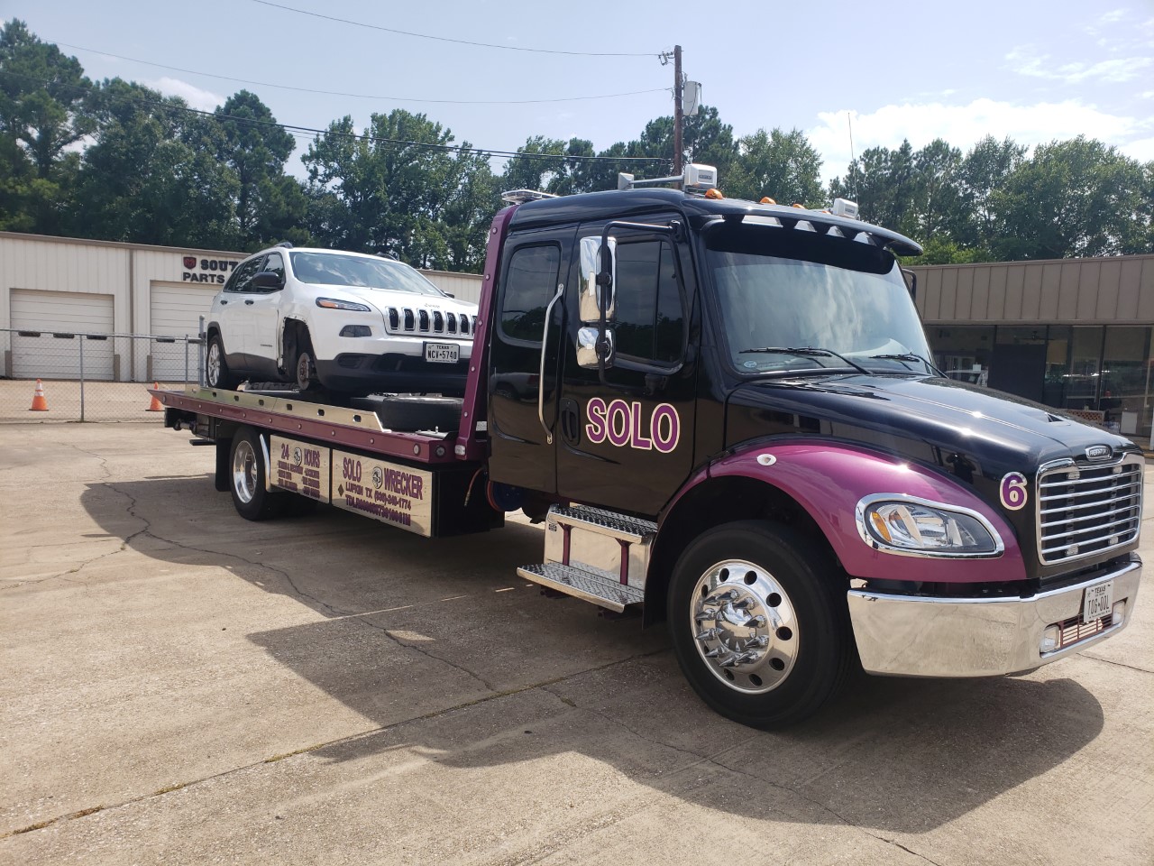 Roadside Assistance & Wrecker Service | Huntington, Lufkin