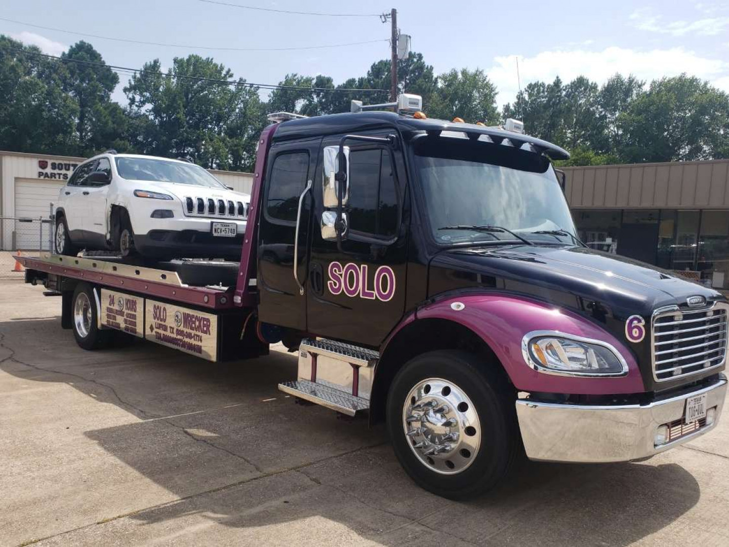 Light-Duty Towing | Solo Wrecker Service
